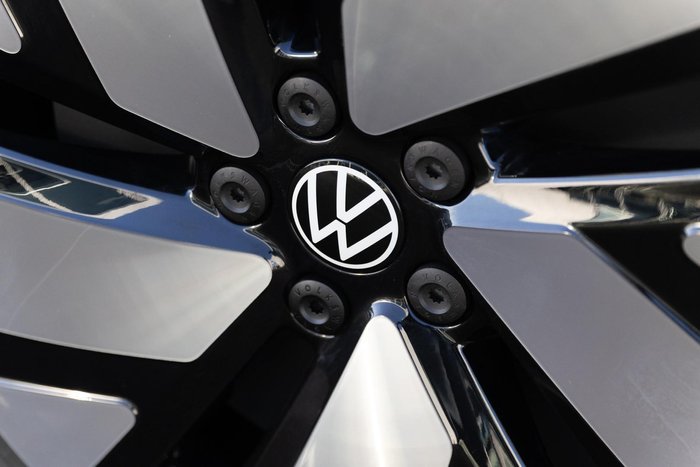 2025 Volkswagen ID. Buzz Pro BEV560