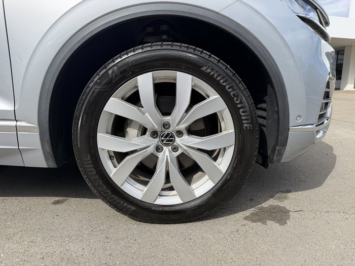 2022 Volkswagen Touareg