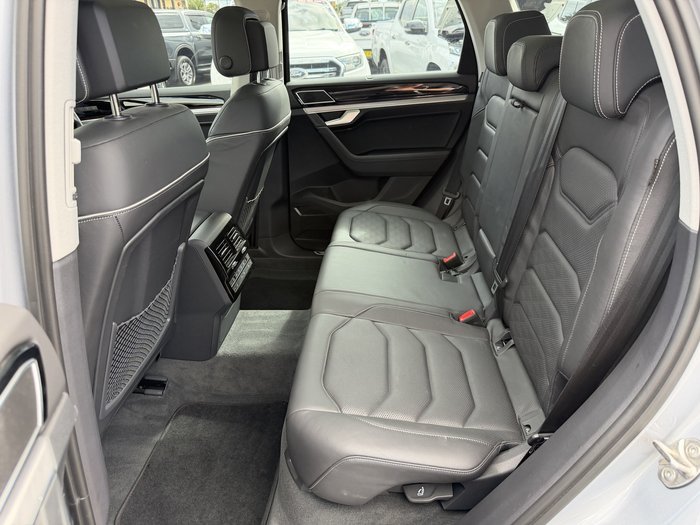 2022 Volkswagen Touareg