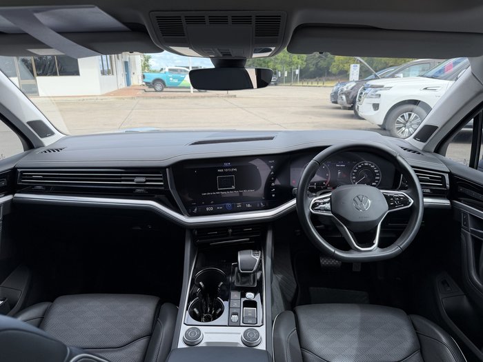 2022 Volkswagen Touareg