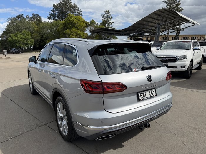 2022 Volkswagen Touareg