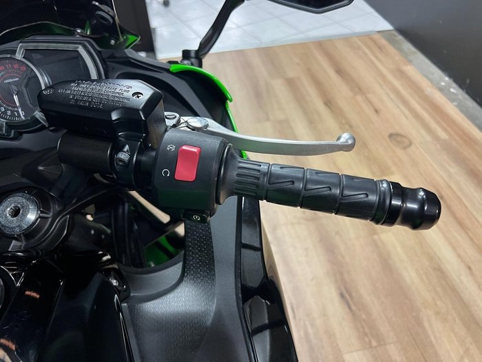 2018 Kawasaki NINJA 650L (LAMS) KRT EDITION Green