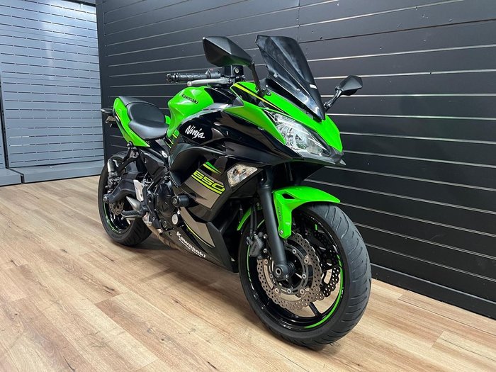 2018 Kawasaki NINJA 650L (LAMS) KRT EDITION Green