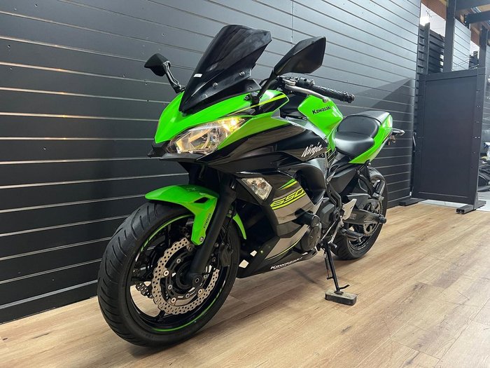 2018 Kawasaki NINJA 650L (LAMS) KRT EDITION Green