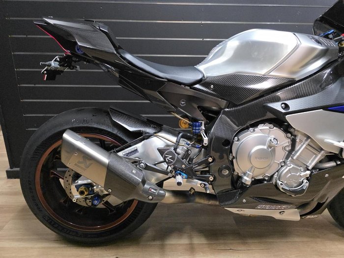 2015 Yamaha YZF-R1 M Silver