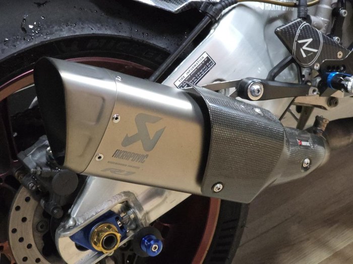 2015 Yamaha YZF-R1 M Silver