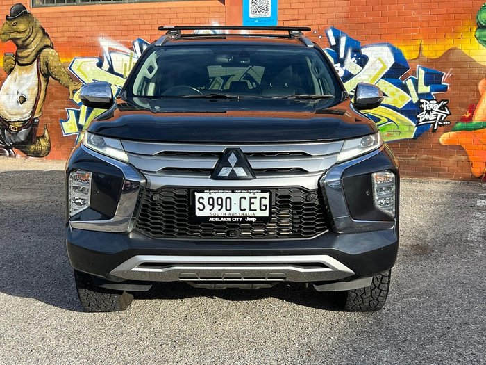 2020 Mitsubishi Pajero Sport Exceed