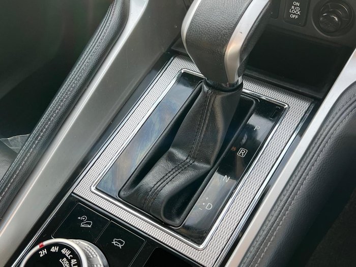 2020 Mitsubishi Pajero Sport Exceed