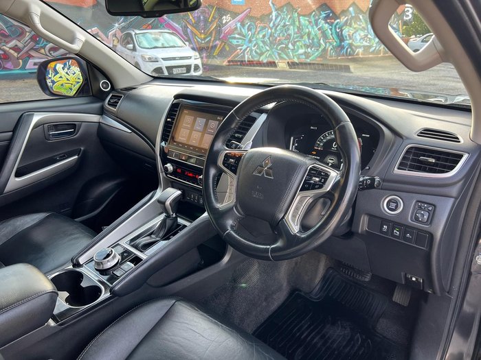 2020 Mitsubishi Pajero Sport Exceed