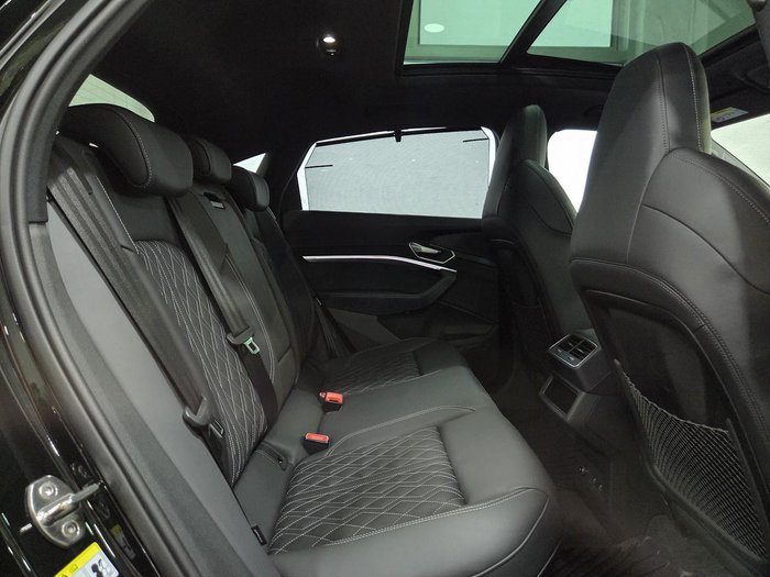 2024 Audi SQ8 e-tron