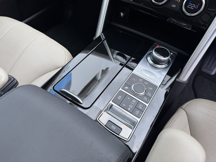 2017 Land Rover Discovery TD6 HSE