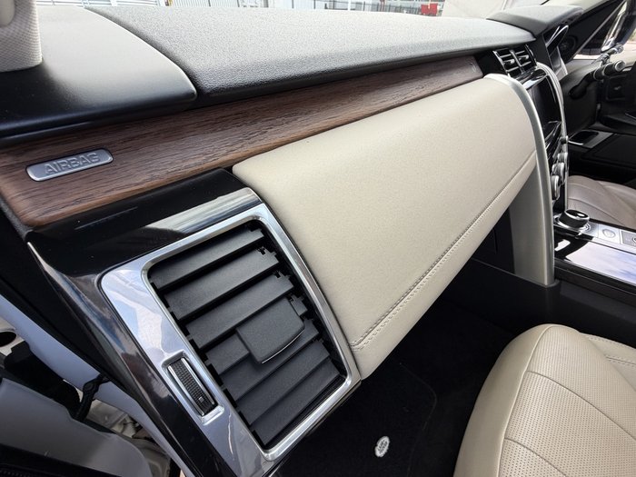 2017 Land Rover Discovery TD6 HSE