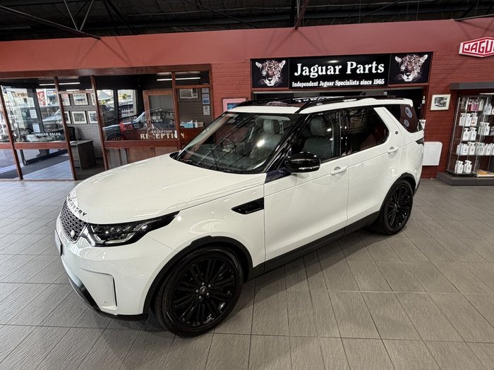 2017 Land Rover Discovery TD6 HSE