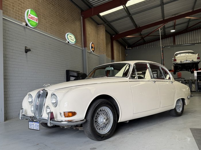 1966 Jaguar S-Type