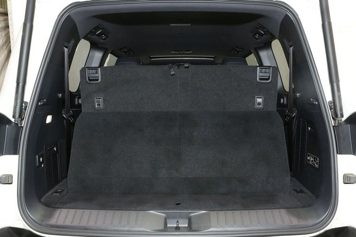 2025 Toyota Landcruiser VX