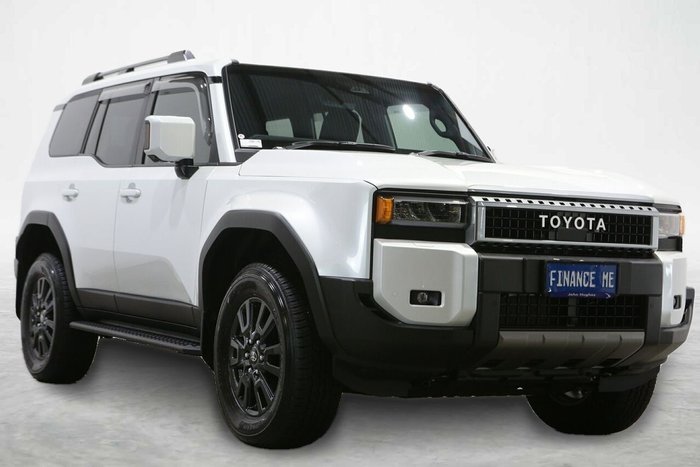 2025 Toyota Landcruiser Prado