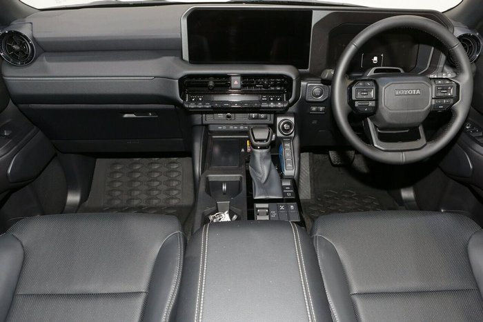 2025 Toyota Landcruiser Prado GXL