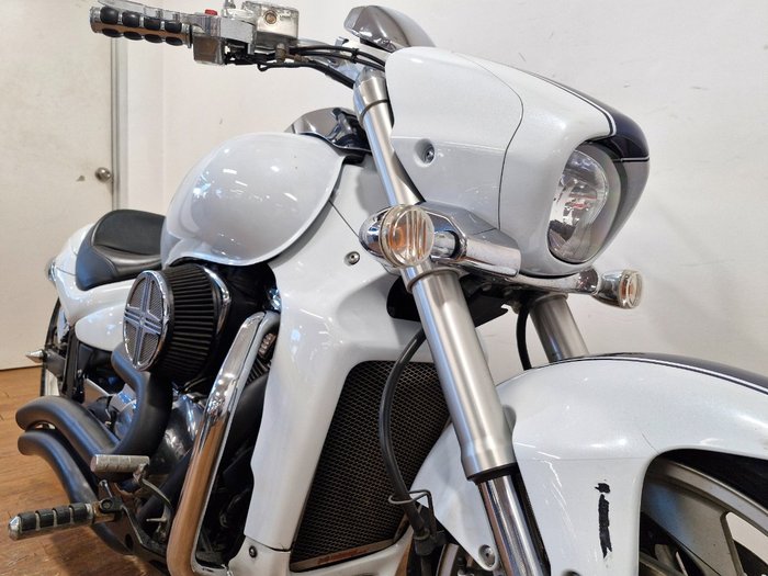 2009 Suzuki VZR 1800 BOULEVARD (M109R) LE White