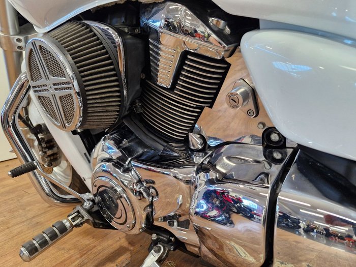 2009 Suzuki VZR 1800 BOULEVARD (M109R) LE White