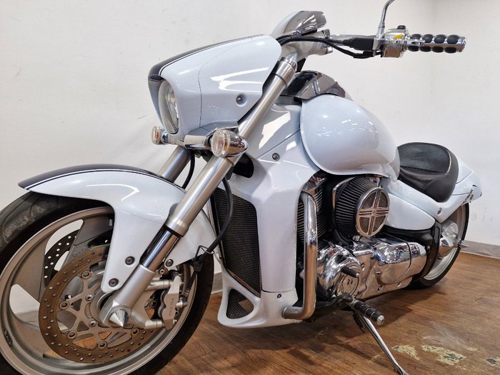 2009 Suzuki VZR 1800 BOULEVARD (M109R) LE White