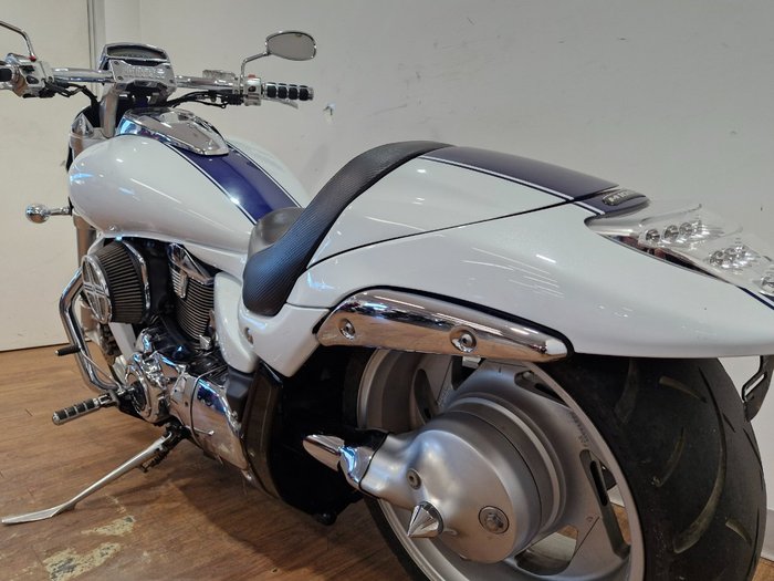 2009 Suzuki VZR 1800 BOULEVARD (M109R) LE White