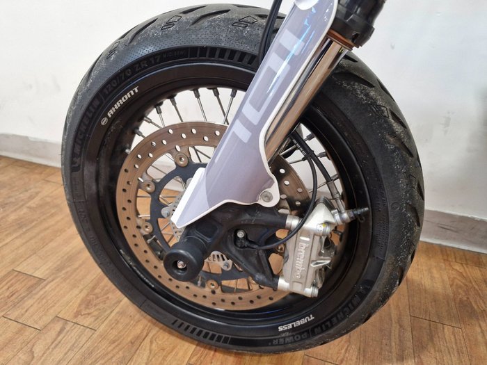 2018 Husqvarna 701 SUPERMOTO WHITE