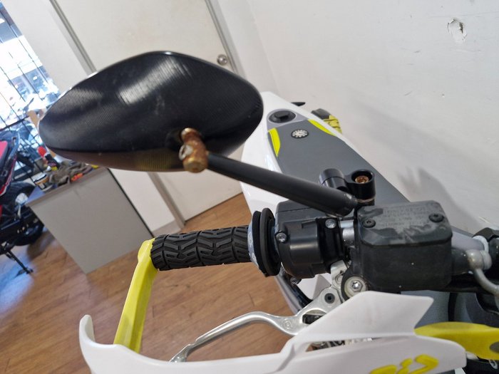 2018 Husqvarna 701 SUPERMOTO WHITE