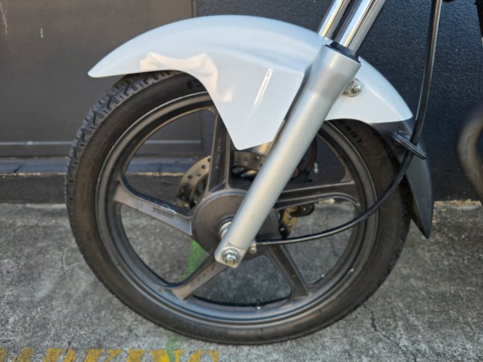 2014 Honda CB125E WHITE