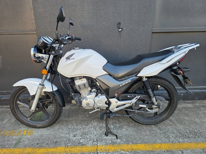 2014 Honda CB125E WHITE