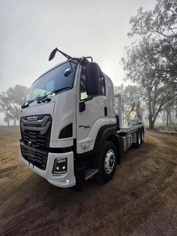 2025 Isuzu F Series