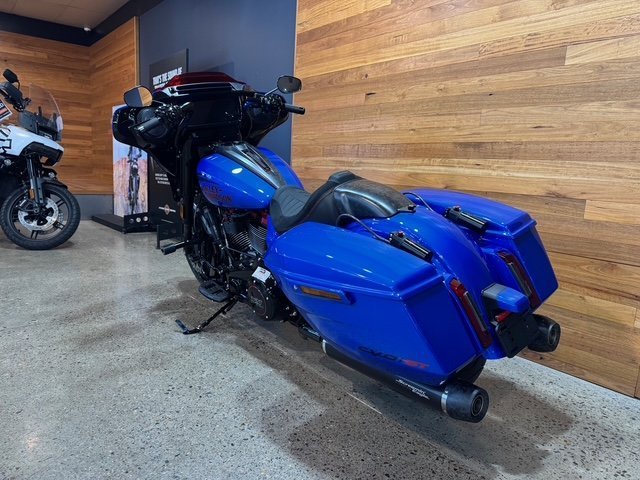 2026 HARLEY-DAVIDSON FLHXSTSE CVO STREET GLIDE ST (121)
