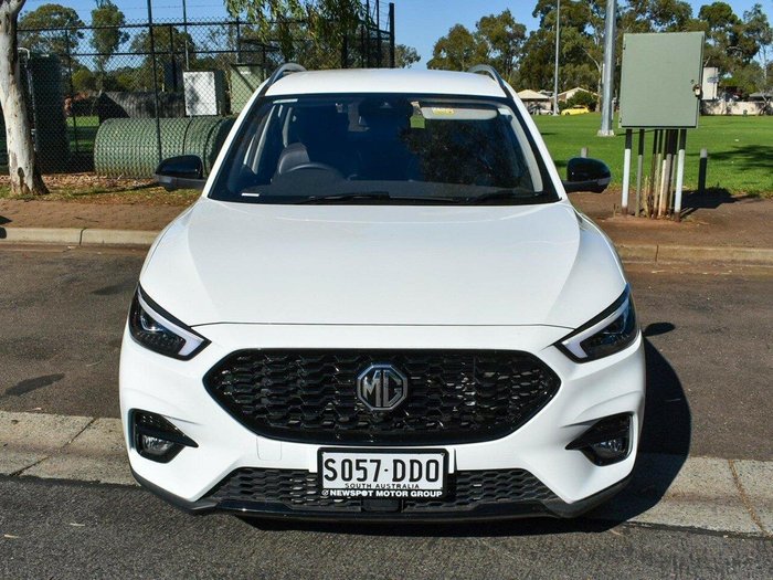 2024 MG ZST Excite