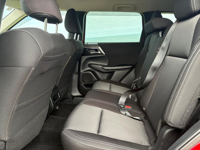 2021 Mitsubishi Outlander LS