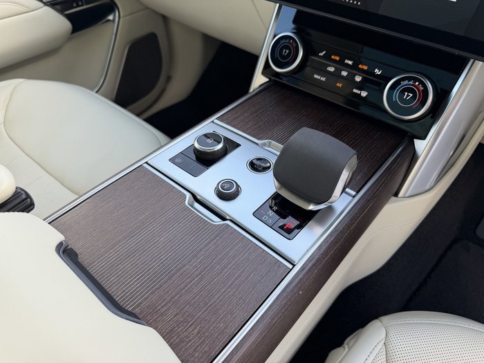 2022 Land Rover Range Rover P530 Autobiography