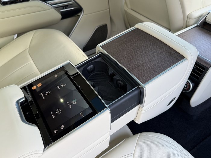 2022 Land Rover Range Rover P530 Autobiography