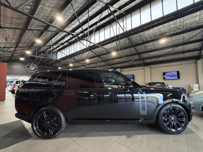 2022 Land Rover Range Rover P530 Autobiography