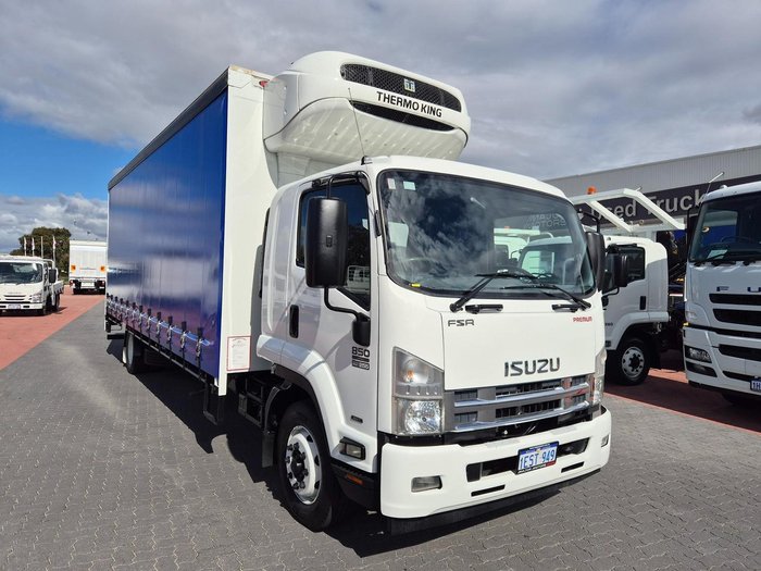 2015 Isuzu Fsd850 12 Plt Refrigerated Taut/Lift