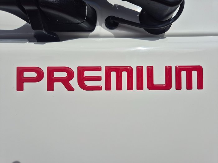 2015 Isuzu Trucks FSD850 12 PLT Refrigerated Taut/Lift
