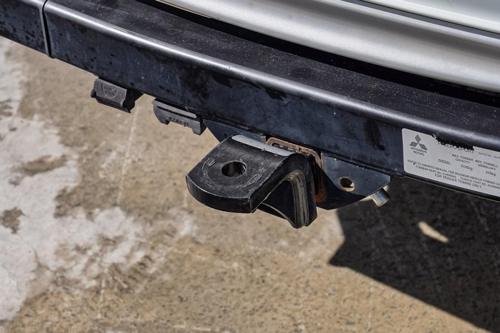 2019 Mitsubishi Pajero Sport GLS