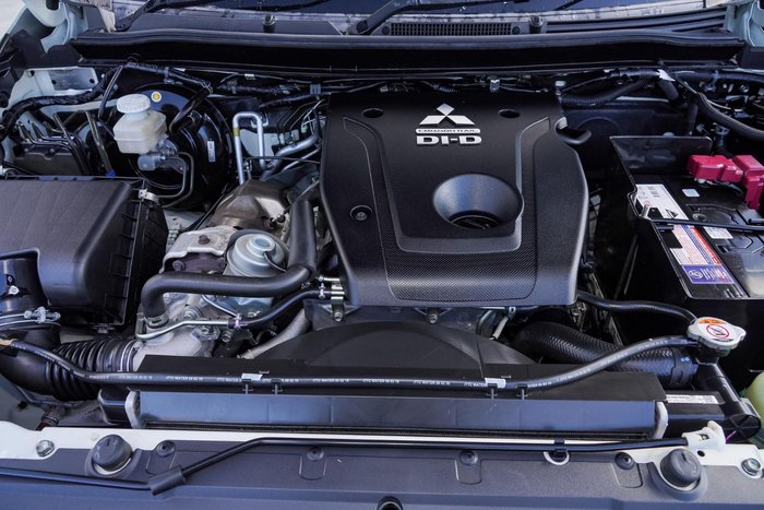 2019 Mitsubishi Pajero Sport GLS