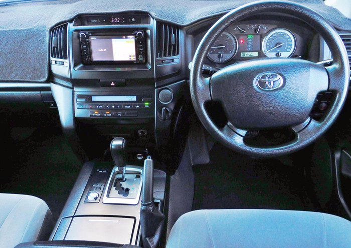 2017 Toyota Landcruiser GX