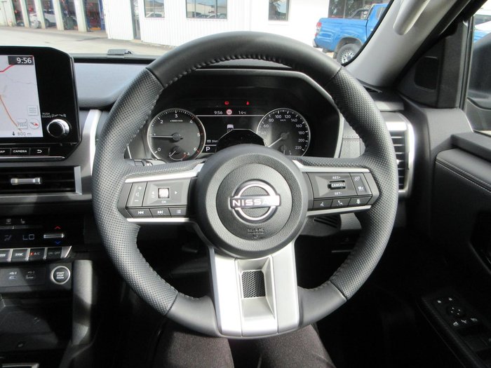2025 Nissan Navara ST-X