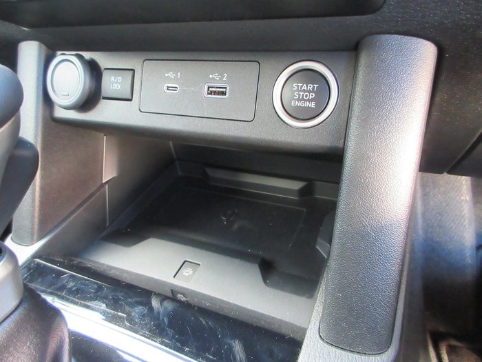2025 Nissan Navara ST-X