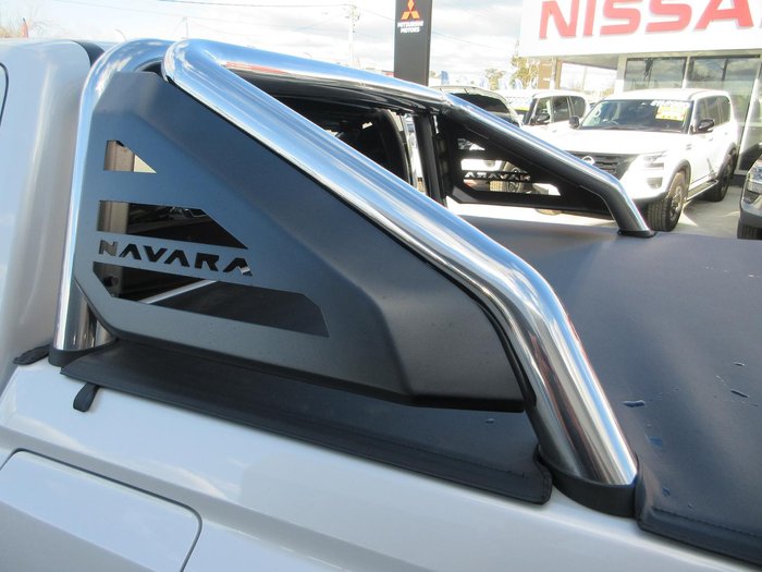 2025 Nissan Navara ST-X