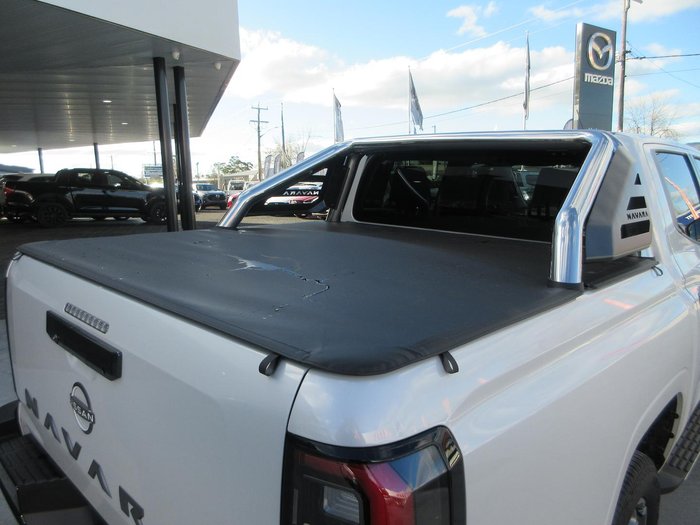 2025 Nissan Navara ST-X