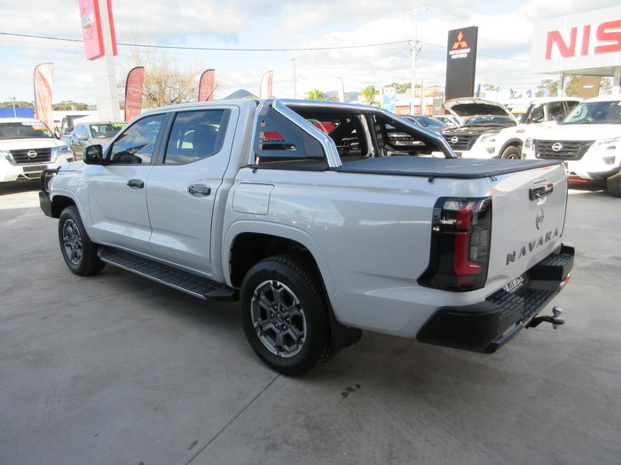 2025 Nissan Navara ST-X