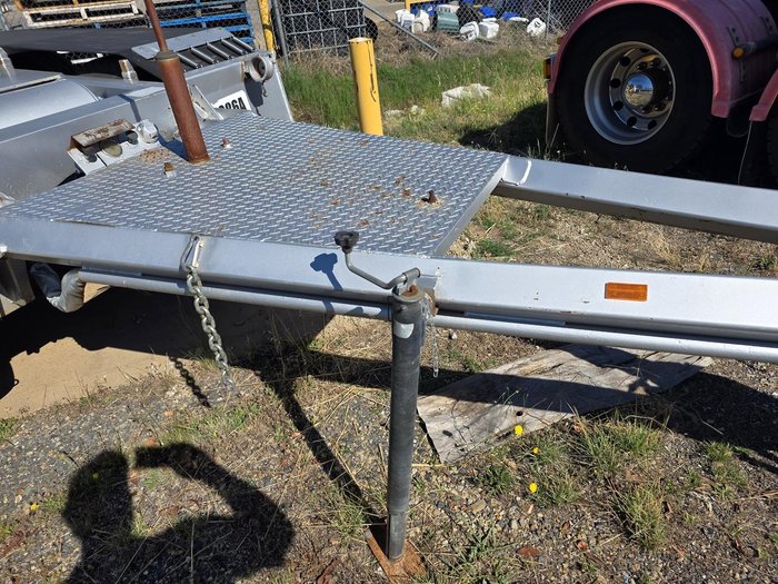 2009 BTE Bogie Axle Converter Dolly