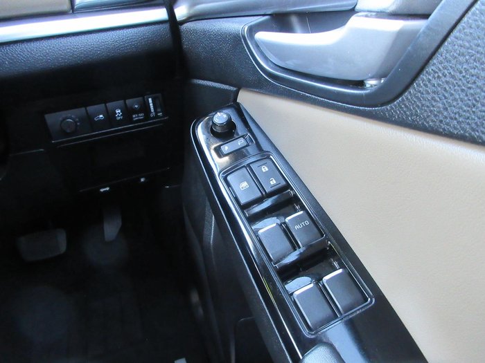 2024 Mazda BT-50 SP