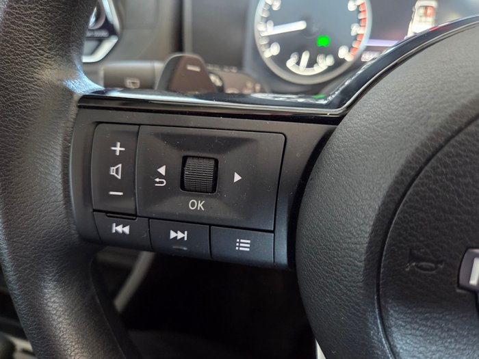 2024 Nissan X-TRAIL ST