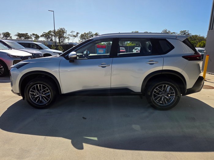 2024 Nissan X-TRAIL ST